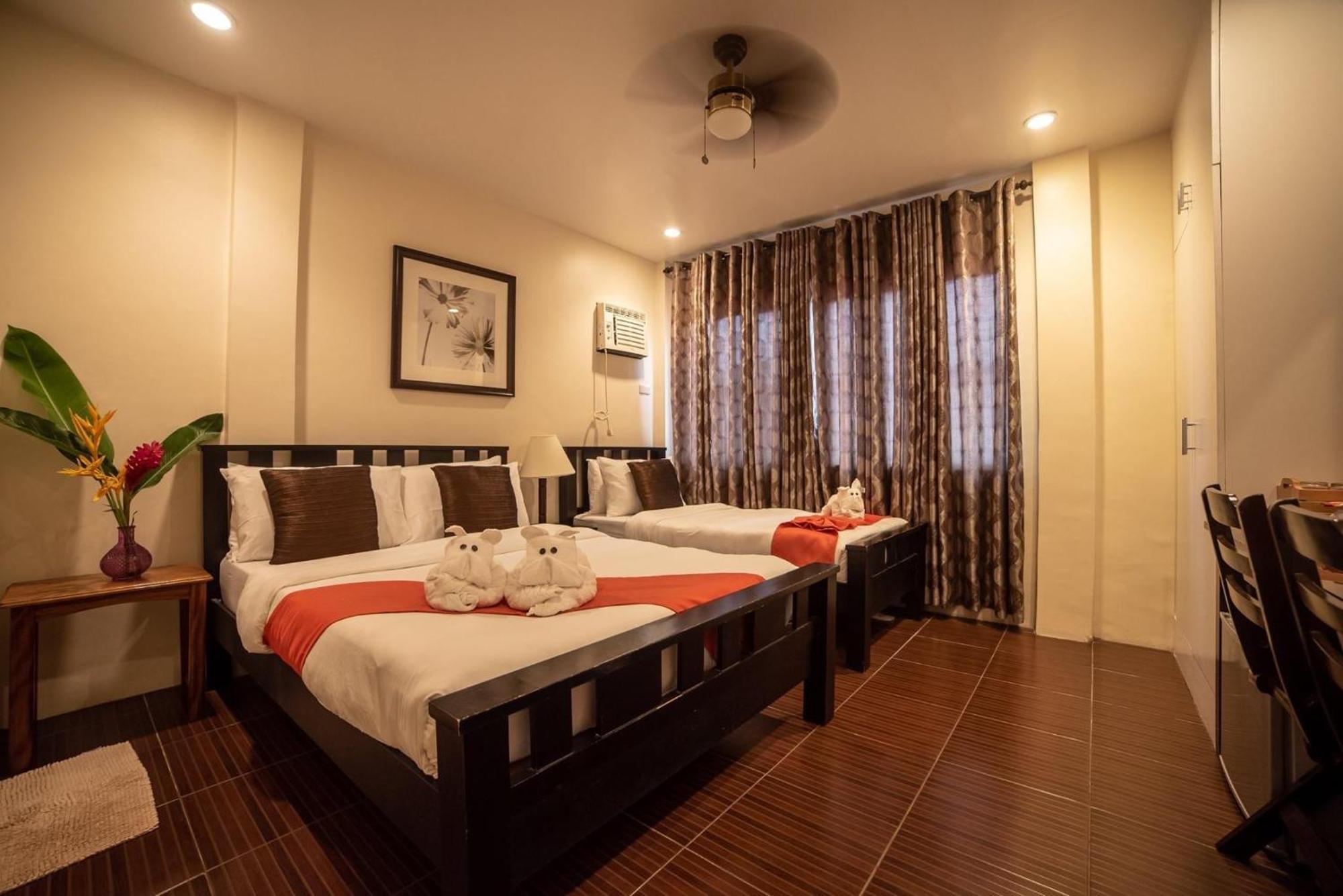 Amboy Hometel Basco Exterior foto